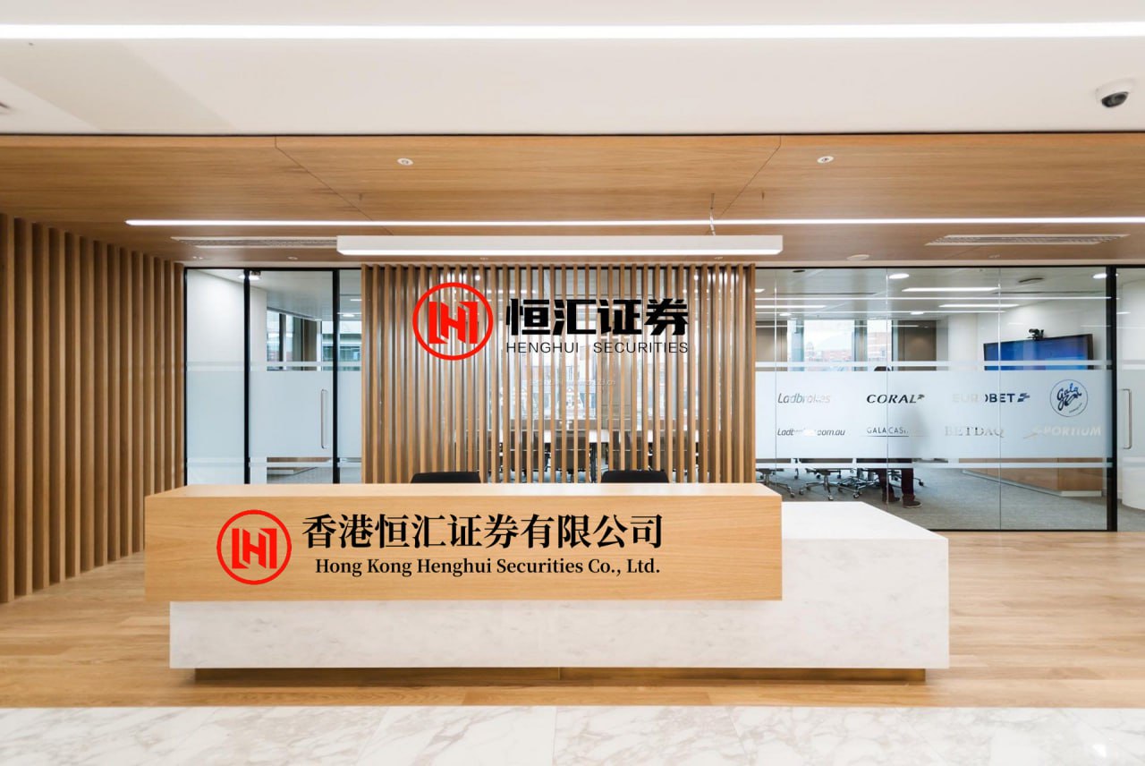 邦尼配资 “外面的世界发展成什么样了...？”哈哈哈淘汰我连声招呼也不打！
